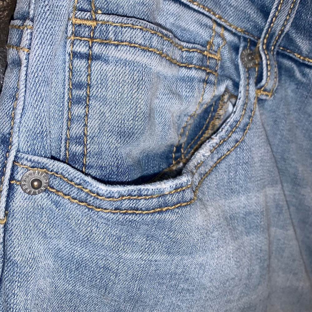 Jeans - Picture 7 of 7